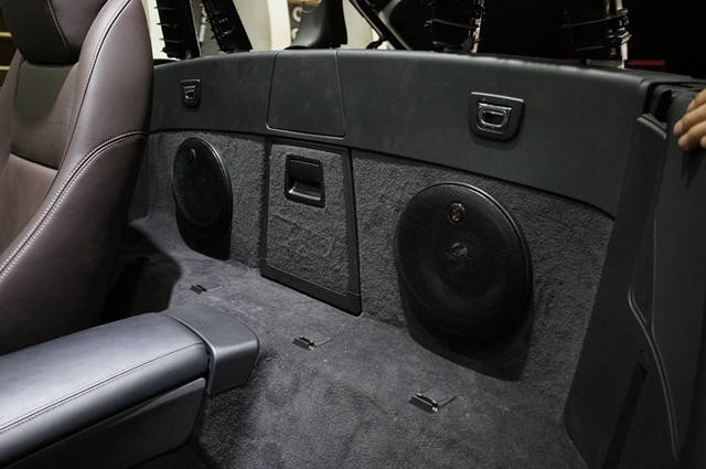 低调的奢华 重庆渝大昌宝马Z4汽车音响改装——德国零点与全车安博士隔音的完美融合
